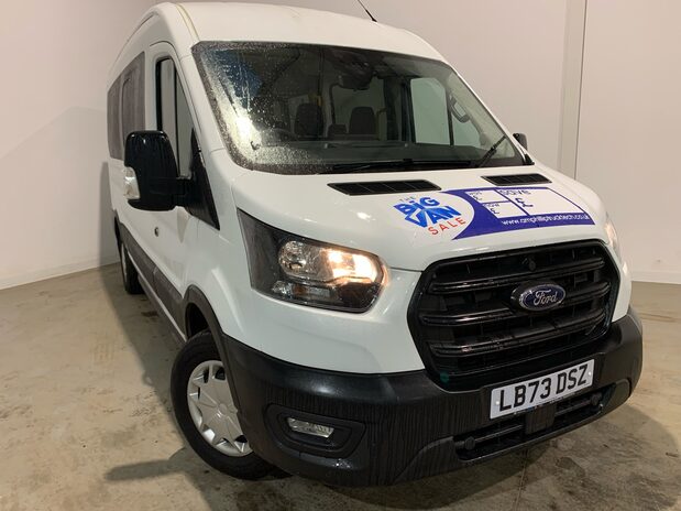 Ford Transit Transit 410 2.0L 130PS H2 14 Seater Trend 1