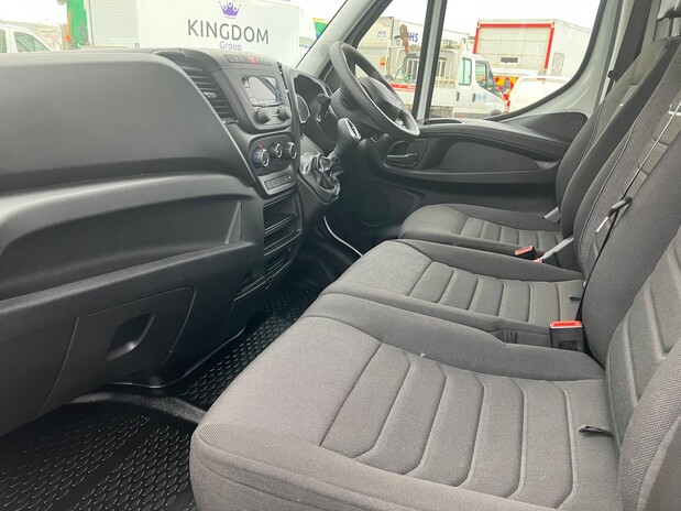 Iveco Daily Daily 35S14A8 3750 WB Hi-Matic Dropside 10