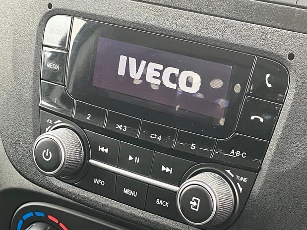 Iveco Daily Daily 35S14A8 3750 WB Hi-Matic Dropside 13