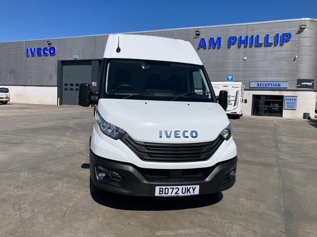 Iveco Daily Daily 35S14V 2.3 H2 Business Van 3520 WB 2