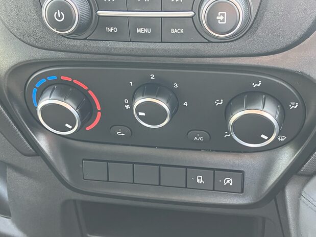 Iveco Daily Daily 35S14V 2.3 H2 Business Van 3520 WB 14