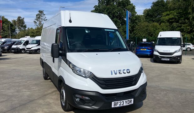 Iveco Daily Daily 35S14V 2.3 H2 Business Van 3520 WB