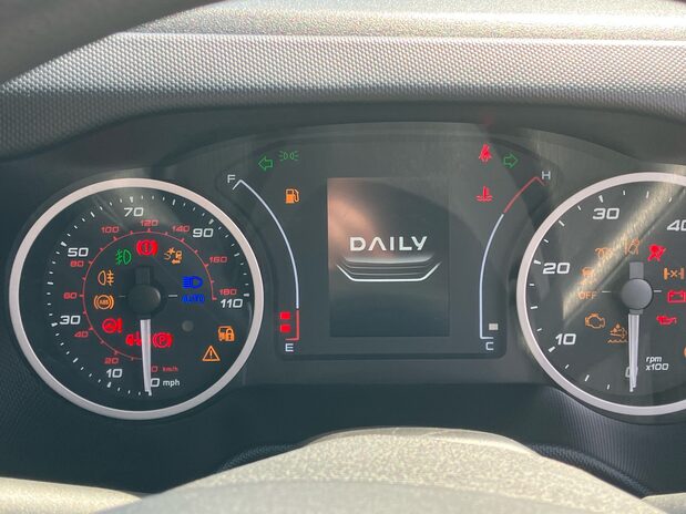 Iveco Daily Daily 35S14V 2.3 H2 Business Van 3520 WB 19