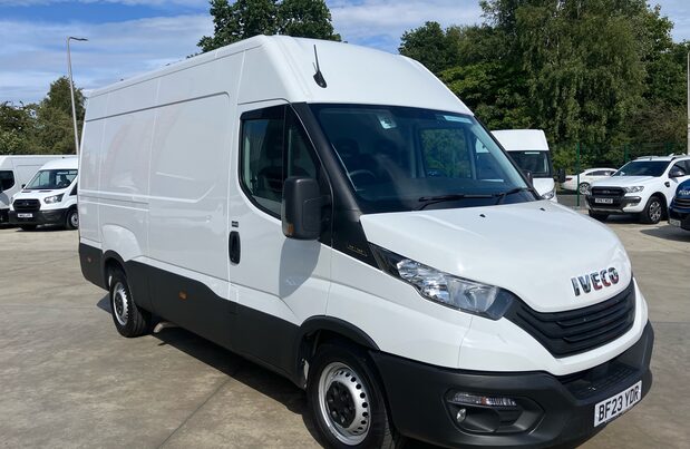 Iveco Daily Daily 35S14V 2.3 H2 Business Van 3520 WB