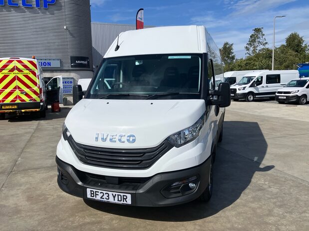 Iveco Daily Daily 35S14V 2.3 H2 Business Van 3520 WB 5