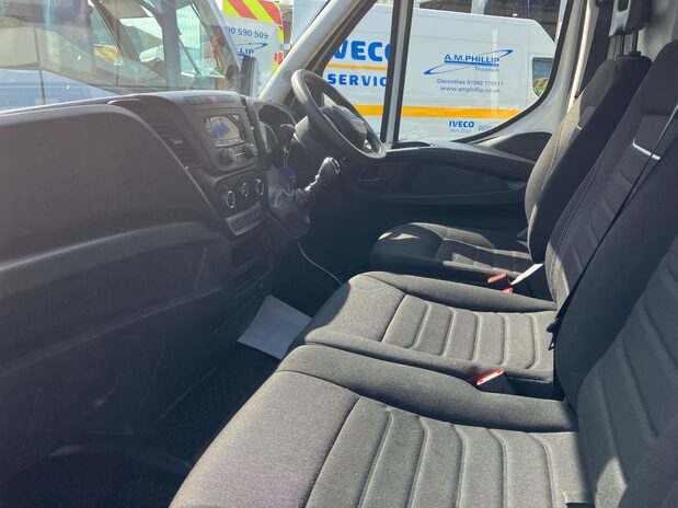 Iveco Daily Daily 35S14V 2.3 H2 Business Van 3520 WB 10