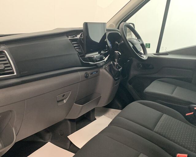 Ford Transit 410 2.0L 130PS H2 14 Seater Trend