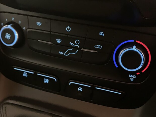 Ford Transit Connect Transit Connect 240L1 1.5 EcoBlue 100ps Trend Van 11