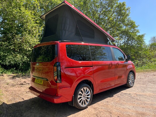 Ford Transit Custom Nugget Titanium Kombi H1 2.0 150ps **NEW** 14