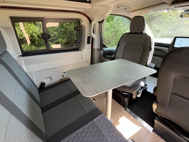 Ford Transit Custom Nugget Titanium Kombi H1 2.0 150ps **NEW** 26
