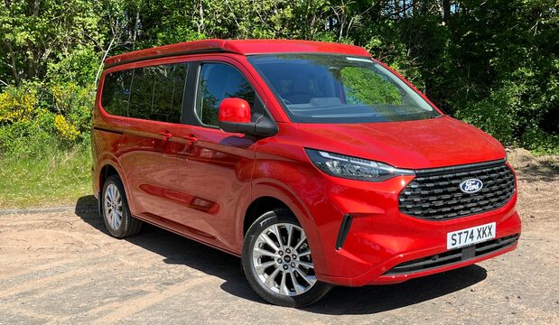 Ford Transit Custom Nugget Titanium Kombi H1 2.0 150ps **NEW**