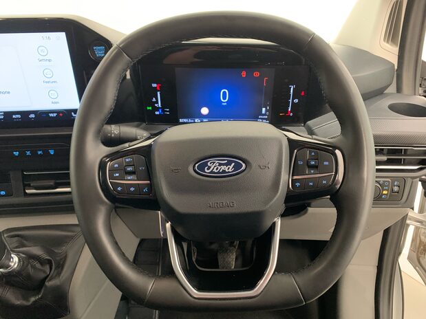 Ford Transit Custom Transit Custom 300 L2 Diesel 2.0 Eco Blue 136ps H1 Van Limited 11