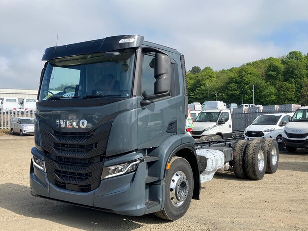 Iveco X-Way AD300X46ZP 6x4 Chassis Cab, 460bhp, Auto Gearbox **NEW** 8