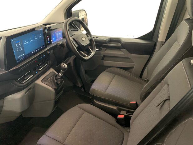Ford Transit Custom Transit Custom 300 L2 Diesel 2.0 Eco Blue 136ps H1 Van Limited 20