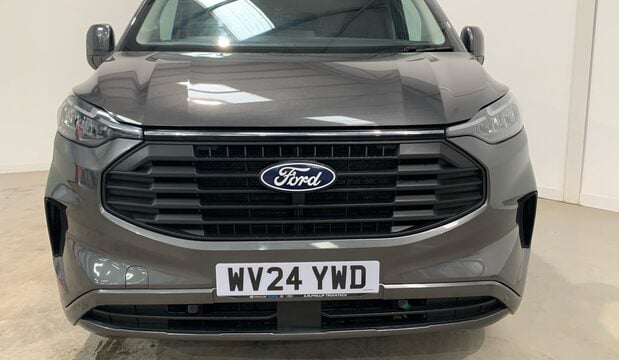 Ford Transit Custom Transit Custom 300 L2 Diesel 2.0 Eco Blue 136ps H1 Van Limited