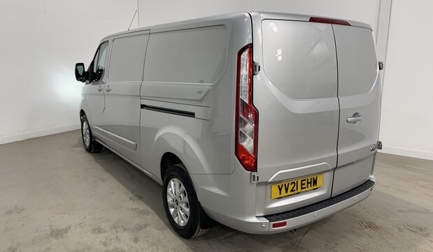 Ford Transit Custom 320 L2 DIESEL FWD 2.0 EcoBlue 130ps Low Roof Limited Van Auto 