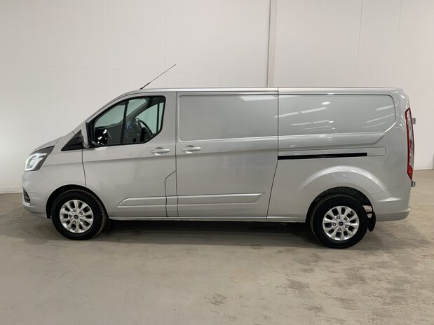 Ford Transit Custom 320 L2 DIESEL FWD 2.0 EcoBlue 130ps Low Roof Limited Van Auto 6