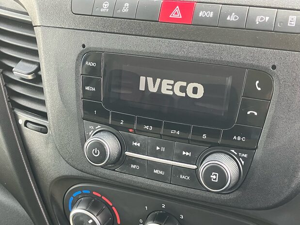 Iveco Daily Daily 35S14V 2.3 H2 Business Van 3520 WB 12