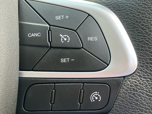 Iveco Daily Daily 35S14V 2.3 H2 Business Van 3520 WB 16