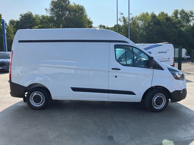 Ford Transit Custom Transit Custom 320L2 2.0 EcoBlue 130ps H2 Roof Leader Van 5