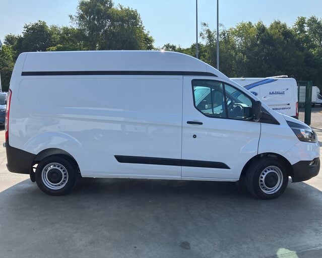 Ford Transit Custom Transit Custom 320L2 2.0 EcoBlue 130ps H2 Roof Leader Van