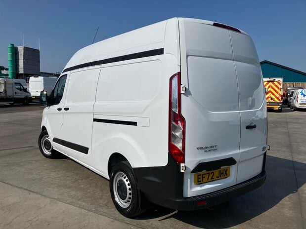 Ford Transit Custom Transit Custom 320L2 2.0 EcoBlue 130ps H2 Roof Leader Van 6