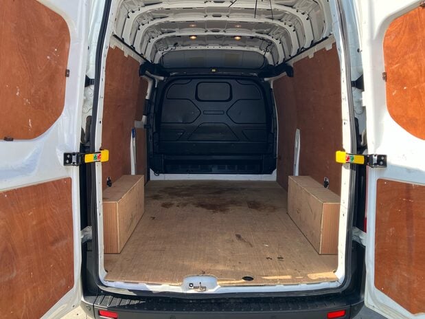 Ford Transit Custom Transit Custom 320L2 2.0 EcoBlue 130ps H2 Roof Leader Van 11