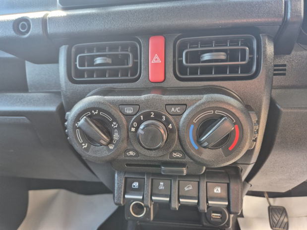 Suzuki Jimny 1.5 ALLGRIP Commercial 4WD 12