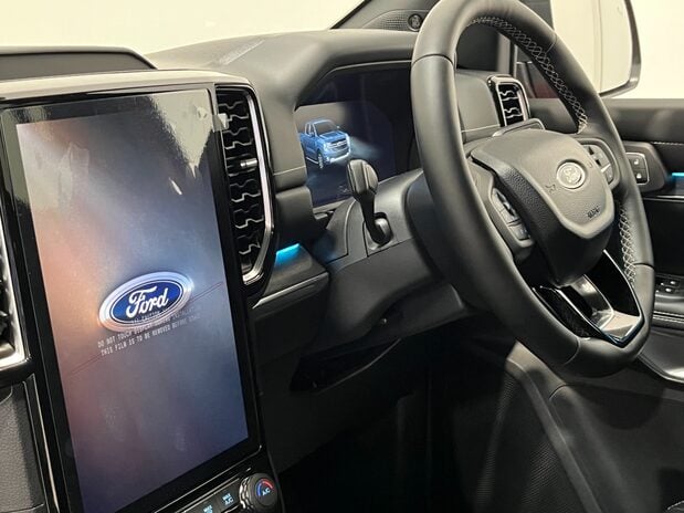 Ford Ranger Pick Up D/Cab Platinum 3.0 EcoBlue V6 240 Auto **NEW** 11