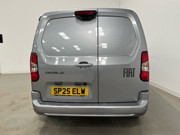 Fiat Doblo L2 Van Primo 1.5 130PS Auto 4
