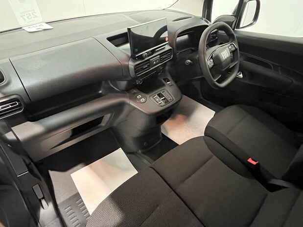 Fiat Doblo L2 Van Primo 1.5 130PS Auto **PRE-REG** 10