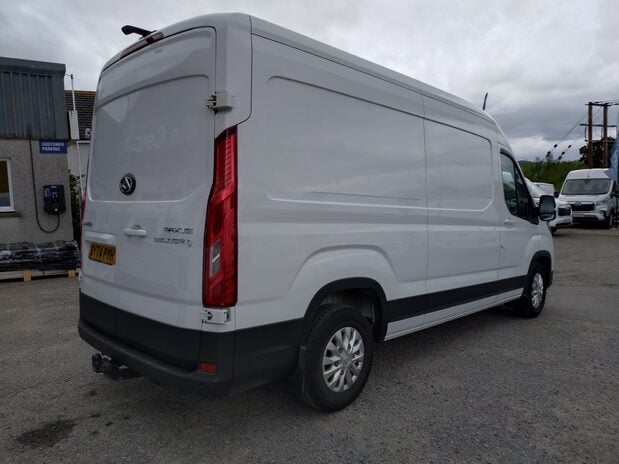 Maxus Deliver 9 Deliver 9 2.0 D20 150 Lux High Roof Van 6