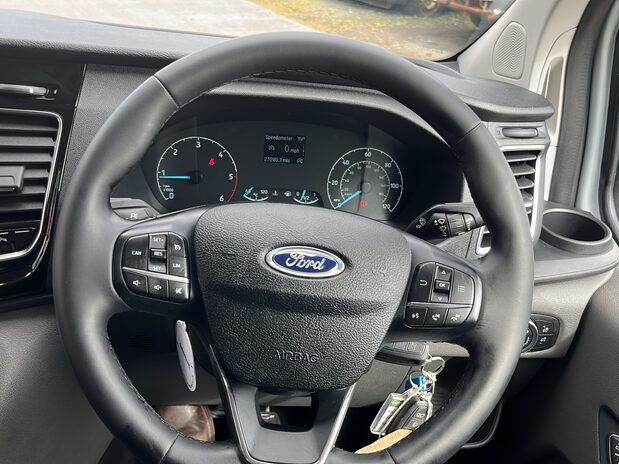 Ford Transit Custom TRANSIT CUSTOM 300 L2 H1 DIESEL FWD 2.0 Eco Blue 130ps Low Roof 18