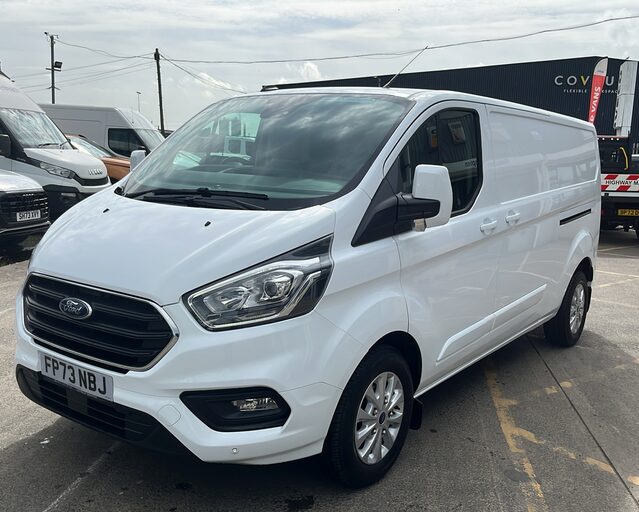 Ford Transit Custom TRANSIT CUSTOM 300 L2 H1 DIESEL FWD 2.0 Eco Blue 130ps Low Roof