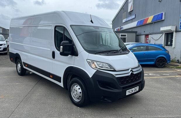 Citroen Relay RELAY 35 HEAVY L4 DIESEL 2.2 Blue HDi H2 Van 140ps Enterprise Edition