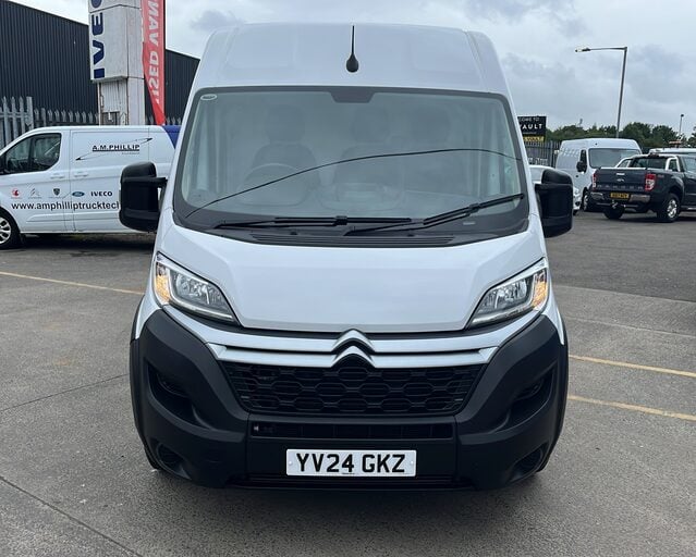 Citroen Relay RELAY 35 HEAVY L4 DIESEL 2.2 Blue HDi H2 Van 140ps Enterprise Edition
