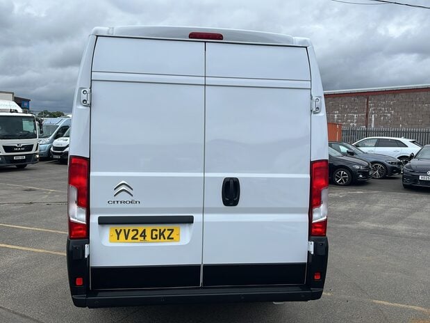 Citroen Relay RELAY 35 HEAVY L4 DIESEL 2.2 Blue HDi H2 Van 140ps Enterprise Edition 7