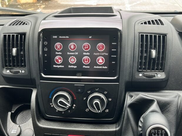 Citroen Relay RELAY 35 HEAVY L4 DIESEL 2.2 Blue HDi H2 Van 140ps Enterprise Edition 12