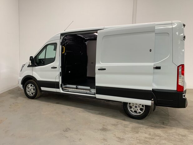 Ford Transit Transit 350 L3 Diesel RWD 2.0 Eco Blue 170ps H2 Limited Van 9