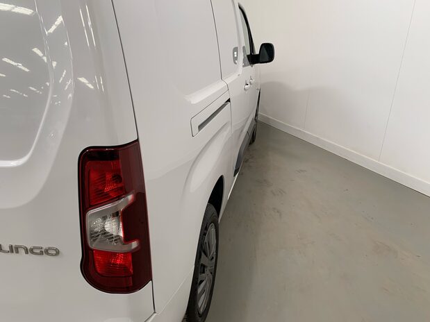 Citroen Berlingo Citroen Berlingo XL Diesel 1.5 Blue HDi 100ps Van Driver 9