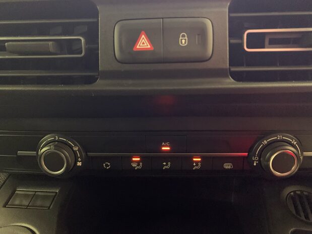 Citroen Berlingo Citroen Berlingo XL Diesel 1.5 Blue HDi 100ps Van Driver 23