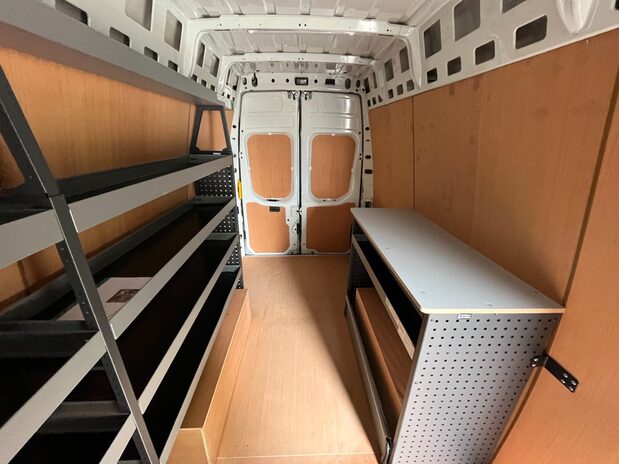 Iveco Daily 70C18 High-Roof Business Van / Versalift VTM 170F Access Platform *NEW* 13