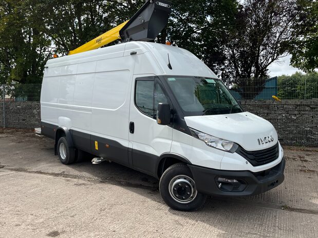 Iveco Daily 70C18 High-Roof Business Van / Versalift VTM 170F Access Platform *NEW* 1