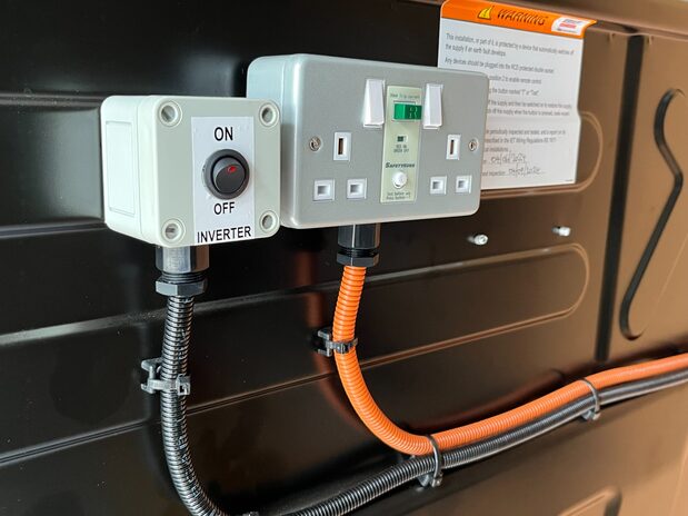 Iveco Daily 70C18 High-Roof Business Van / Versalift VTM 170F Access Platform *NEW* 14