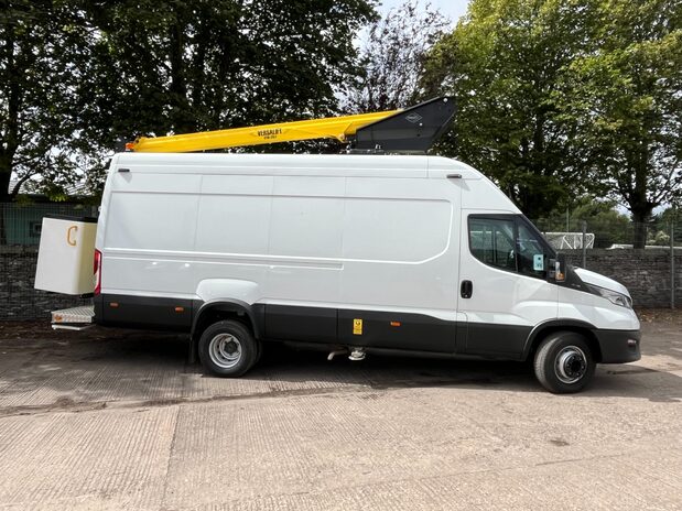 Iveco Daily 70C18 High-Roof Business Van / Versalift VTM 170F Access Platform *NEW* 2