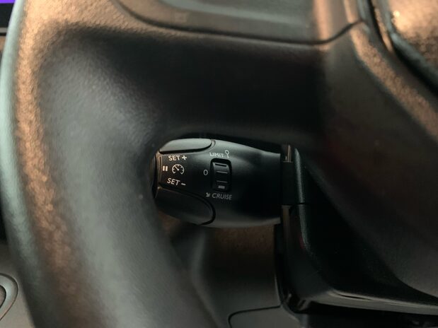 Peugeot Partner Partner Standard Diesel 1000 1.5 Blue HDi Professional Prem Van 19