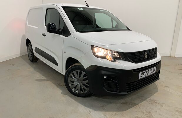 Peugeot Partner Partner Standard Diesel 1000 1.5 Blue HDi Professional Prem Van