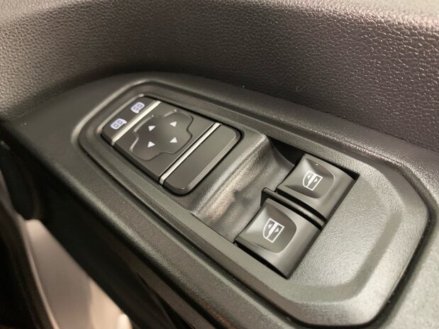 Renault Trafic Trafic LWB Diesel LL30 Blue dCi 130 Business Van 19