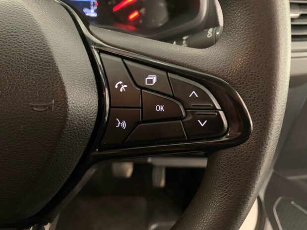 Renault Trafic Trafic LWB Diesel LL30 Blue dCi 130 Business Van 15