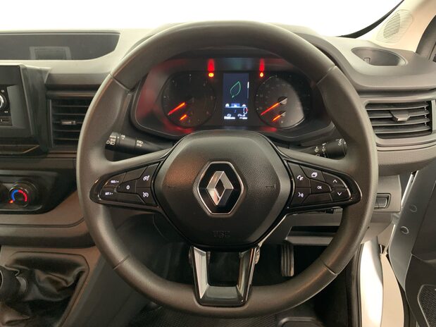 Renault Trafic Trafic LWB Diesel LL30 Blue dCi 130 Business Van 13